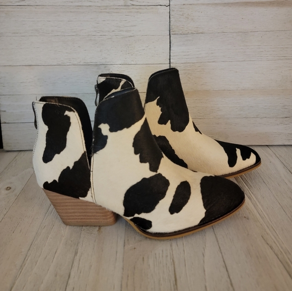 Corkys Shoes Winter Salecorkys Bessie Whiteblack Cow Print Boots